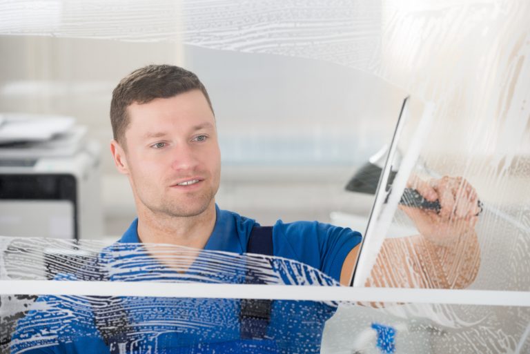 Commercial window cleaning